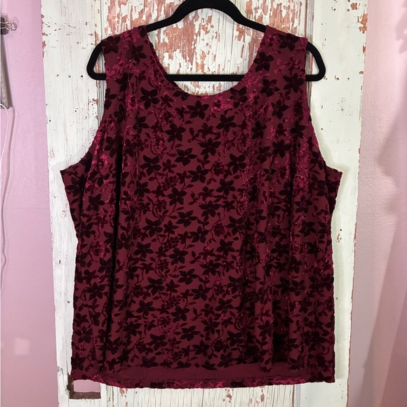 Laura Scott Tops - Laura Scott burgundy velvet floral tank top